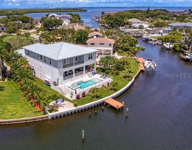 1920 ARROWHEAD DRIVE NE ST PETERSBURG, FL 33703