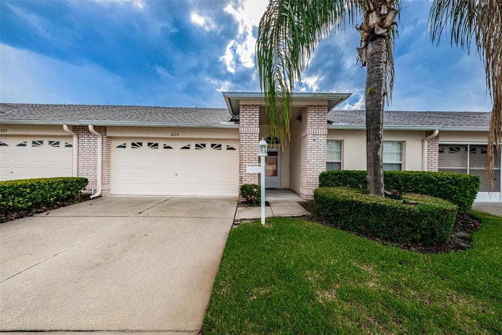 1225 WOLFORD DRIVE TRINITY, FL 34655