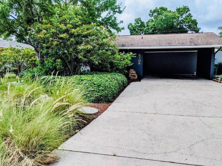 2709 W EDDY DRIVE TAMPA, FL 33614