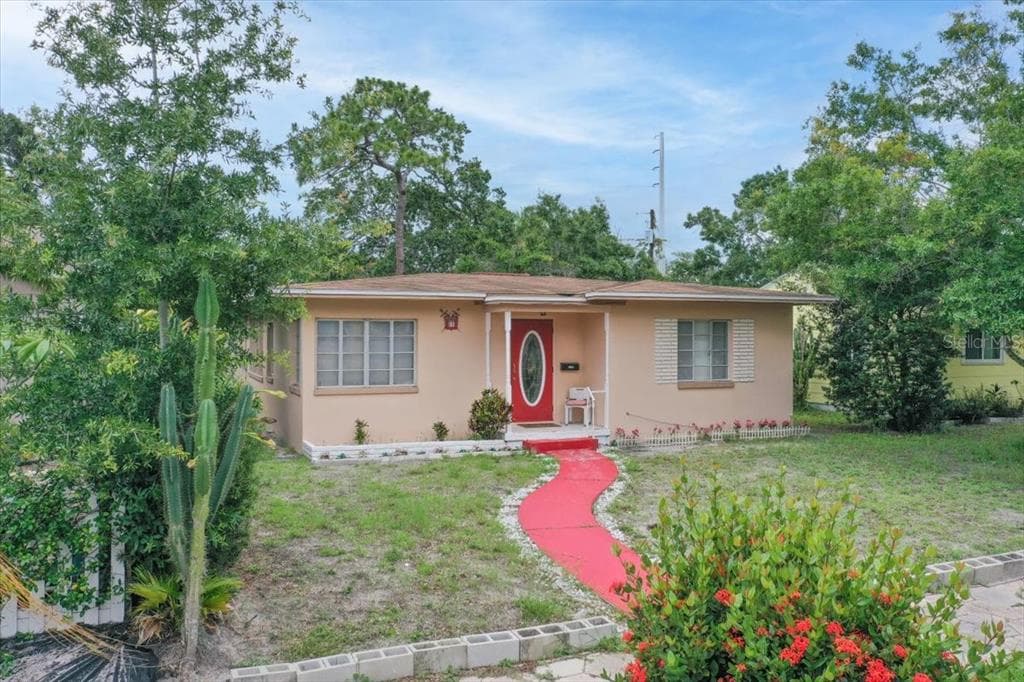 4525 2ND AVENUE S ST PETERSBURG, FL 33711