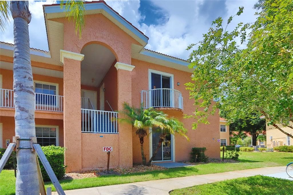 21011 PICASSO COURT UNIT 201 LAND O LAKES, FL 34637