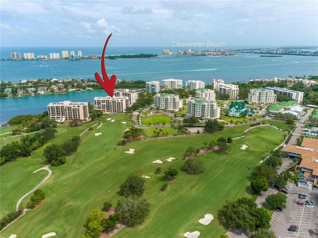 6 BELLEVIEW BOULEVARD UNIT 201 BELLEAIR, FL 33756