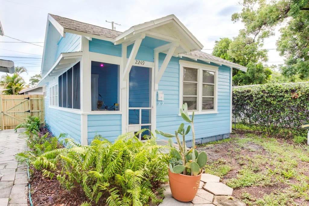 2249 4TH AVENUE N ST PETERSBURG, FL 33713