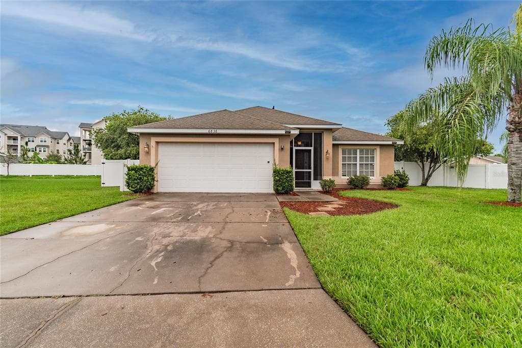 6836 SHADOWCAST LANE LAKELAND, FL 33813