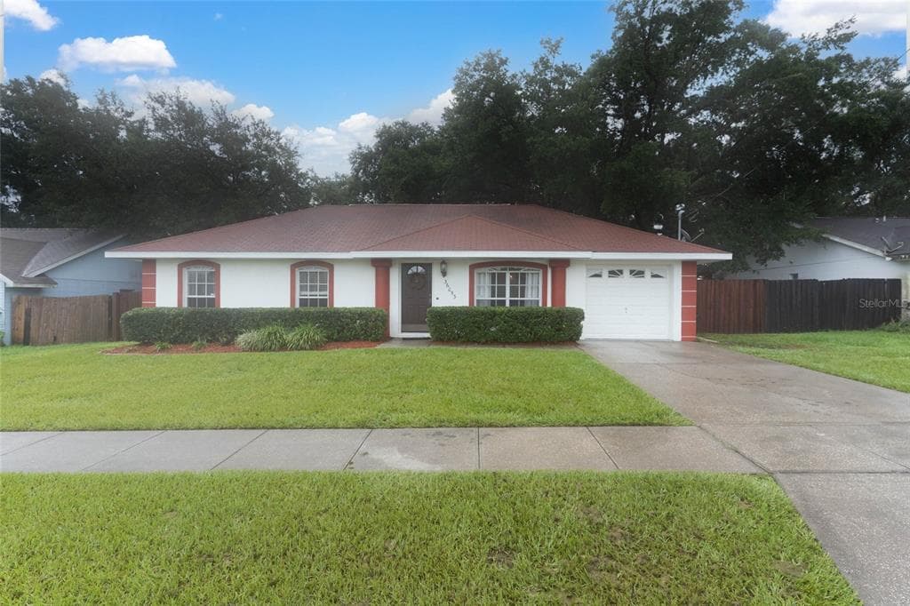 36053 PINE BLUFF LOOP DADE CITY, FL 33525