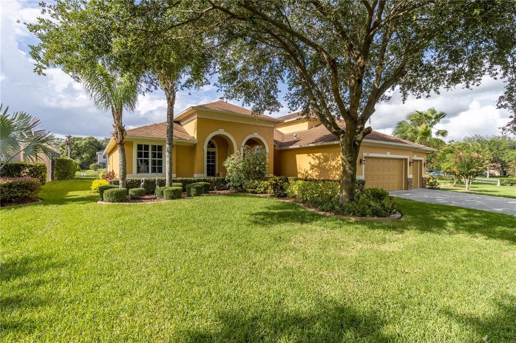 5921 JEFFERSON PARK DRIVE TAMPA, FL 33625