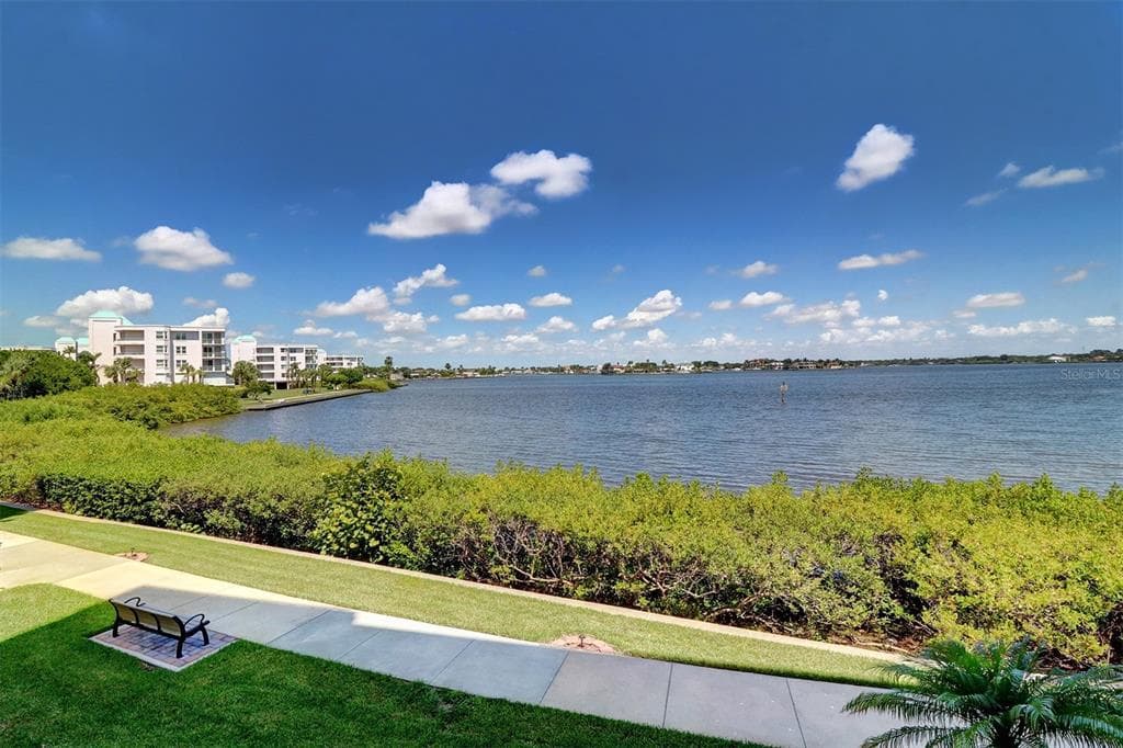 7963 SAILBOAT KEY BOULEVARD S UNIT 102 SOUTH PASADENA, FL 33707