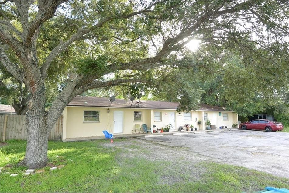 13532 W RENA DRIVE LARGO, FL 33771