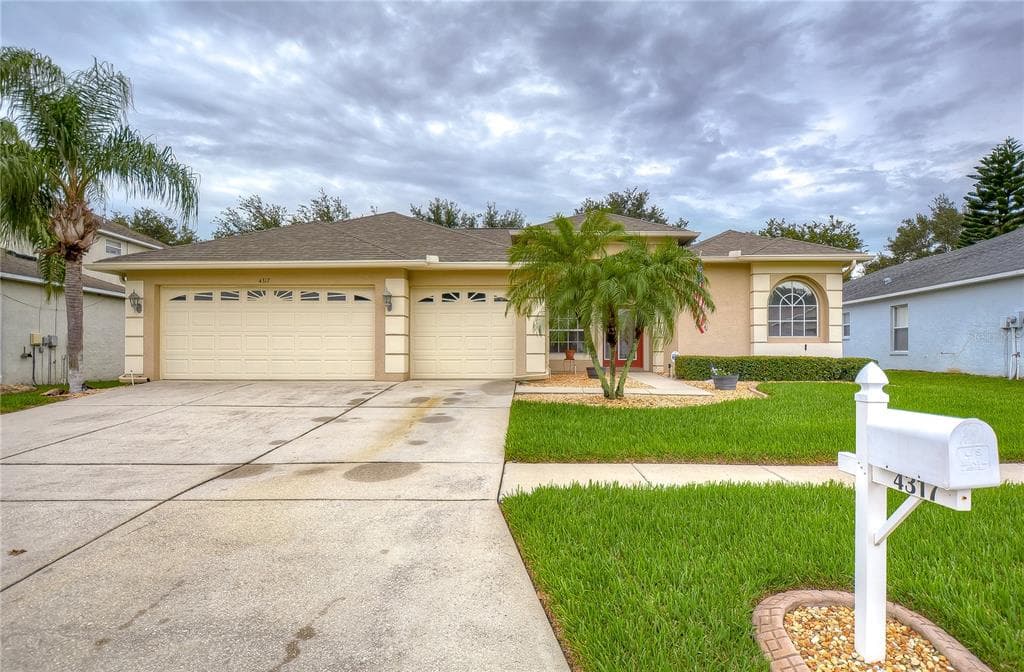 4317 BALINGTON DRIVE VALRICO, FL 33596