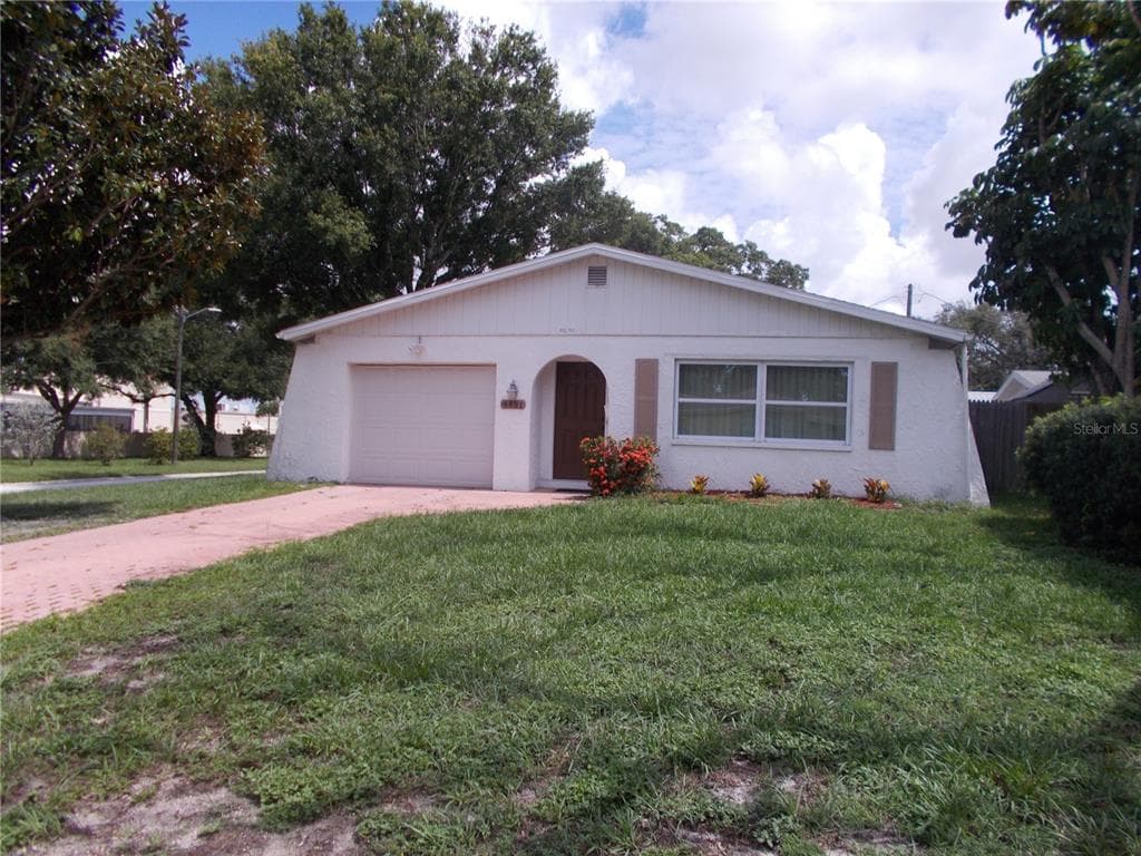 4691 35TH AVENUE N ST PETERSBURG, FL 33713