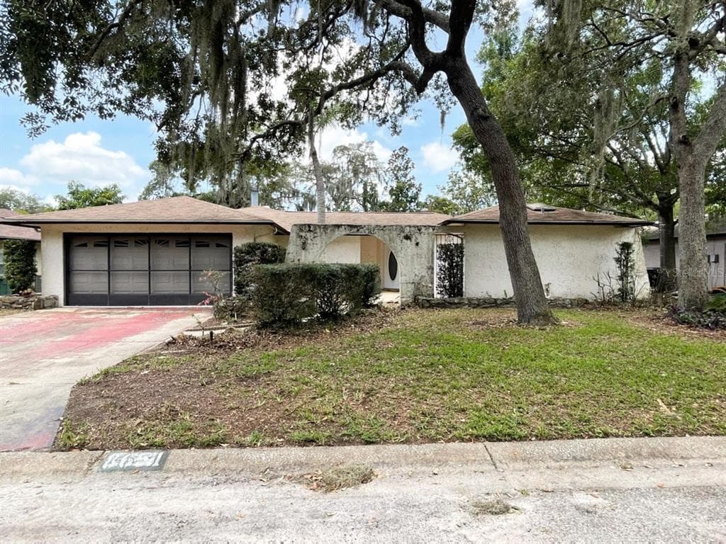 8651 ELM LEAF COURT PORT RICHEY, FL 34668