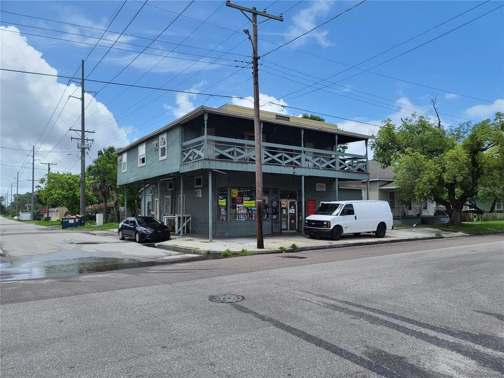 2223 STUART STREET TAMPA, FL 33605