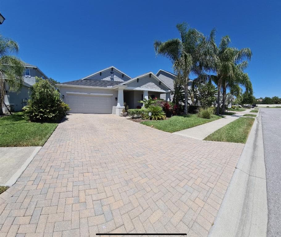 7447 AGUILA DRIVE SARASOTA, FL 34240
