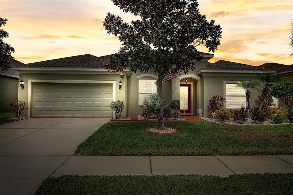 1215 PARKER DEN DRIVE RUSKIN, FL 33570