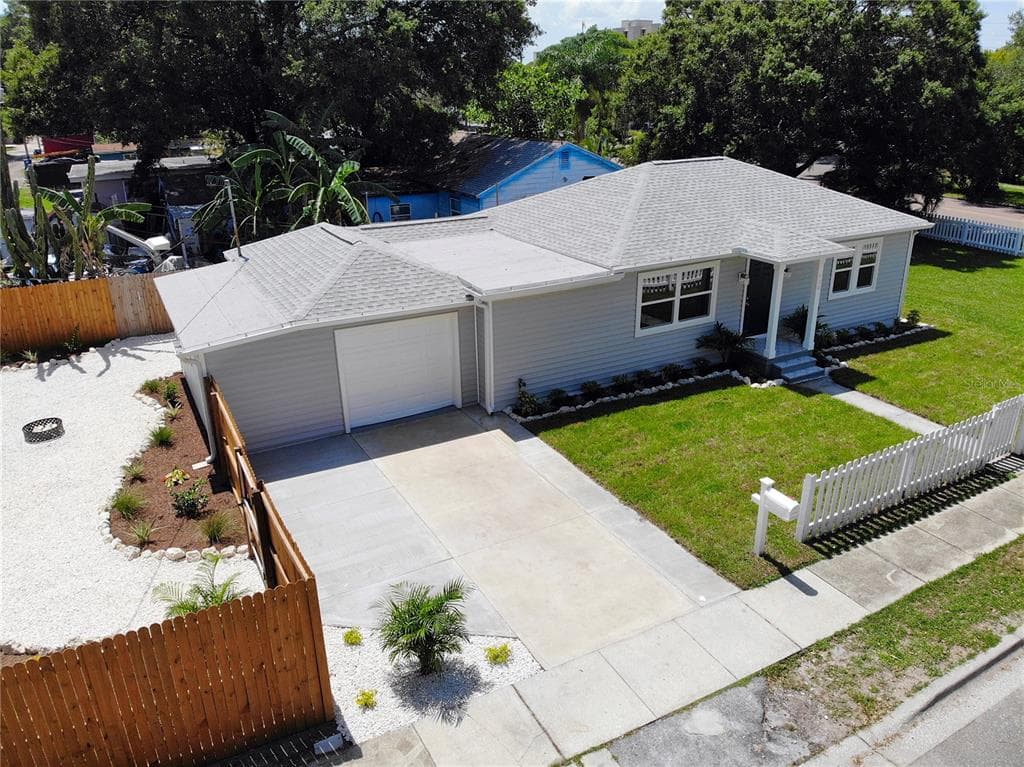 830 22ND STREET N ST PETERSBURG, FL 33713