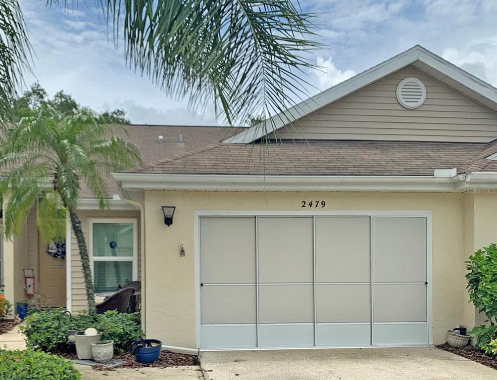 2479 NANTUCKET HARBOR LOOP UNIT 128 SUN CITY CENTER, FL 33573