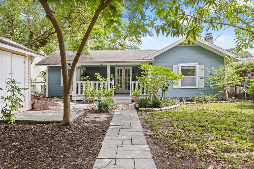 1665 23RD AVENUE N ST PETERSBURG, FL 33713