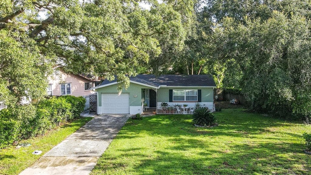1634 GROVE STREET CLEARWATER, FL 33755
