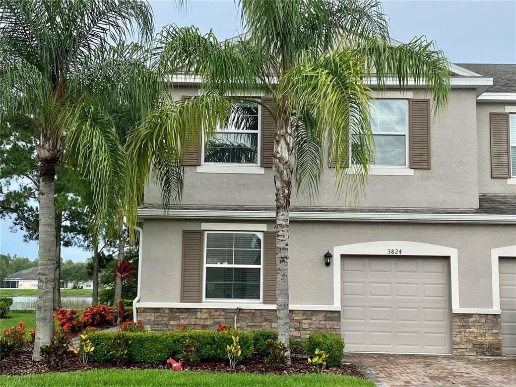 3824 SILVERLAKE WAY WESLEY CHAPEL, FL 33544