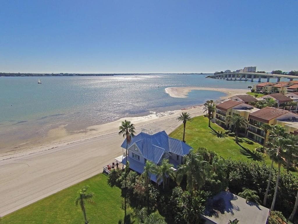887 S GULFVIEW BOULEVARD CLEARWATER, FL 33767