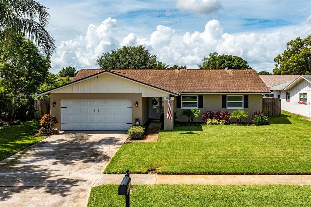 2371 WARWICK DRIVE CLEARWATER, FL 33763