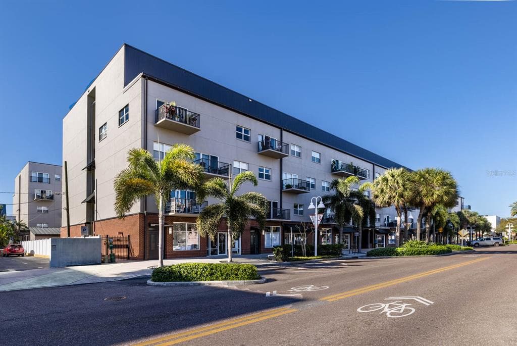 1010 CENTRAL AVENUE UNIT 430 ST PETERSBURG, FL 33705