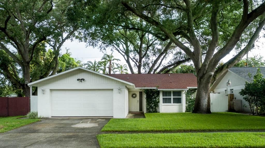 2325 HOMESTEAD TERRACE N PALM HARBOR, FL 34683