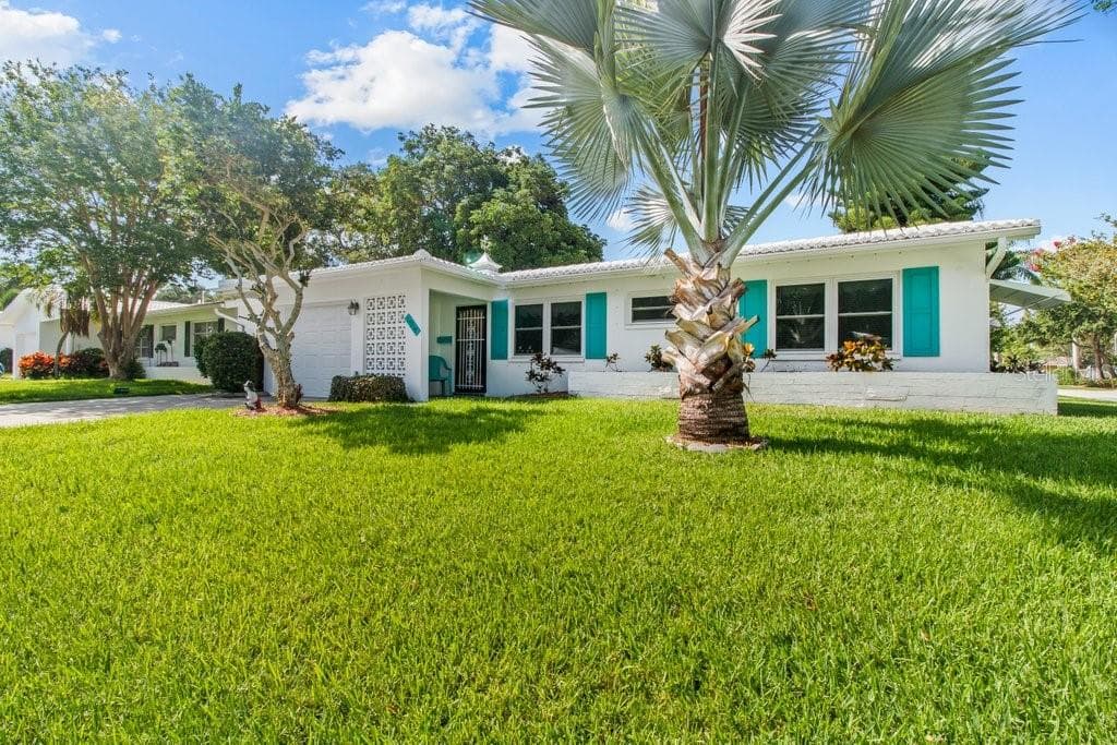 14278 93RD AVENUE SEMINOLE, FL 33776