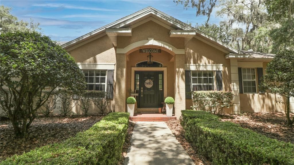 6033 HAMMOCK HILL AVENUE LITHIA, FL 33547
