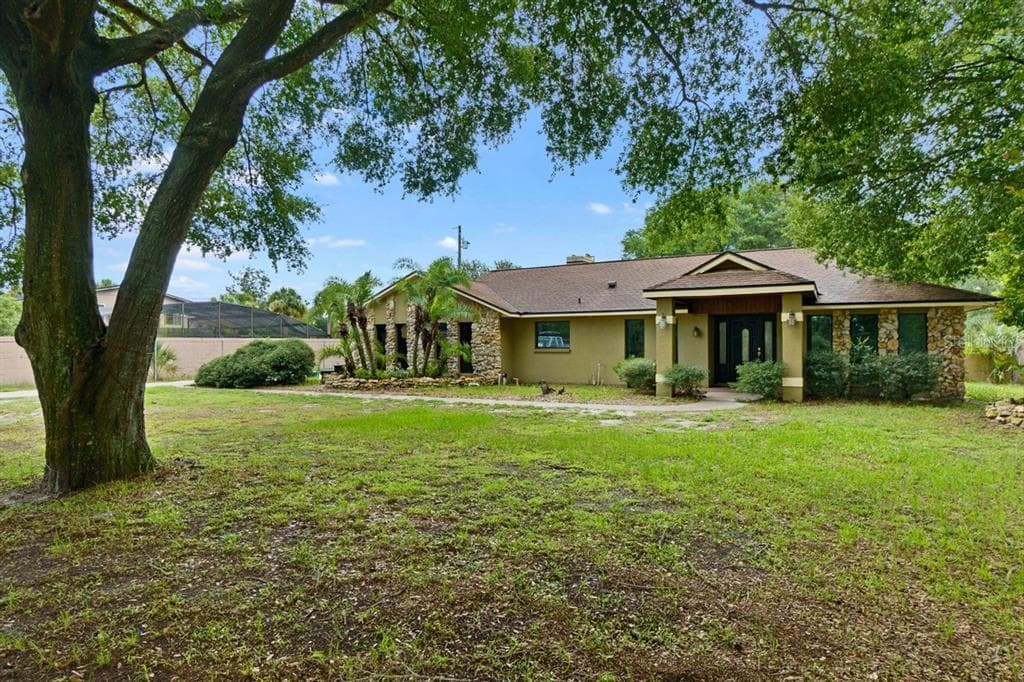2001 TUSKAWILLA ROAD OVIEDO, FL 32765