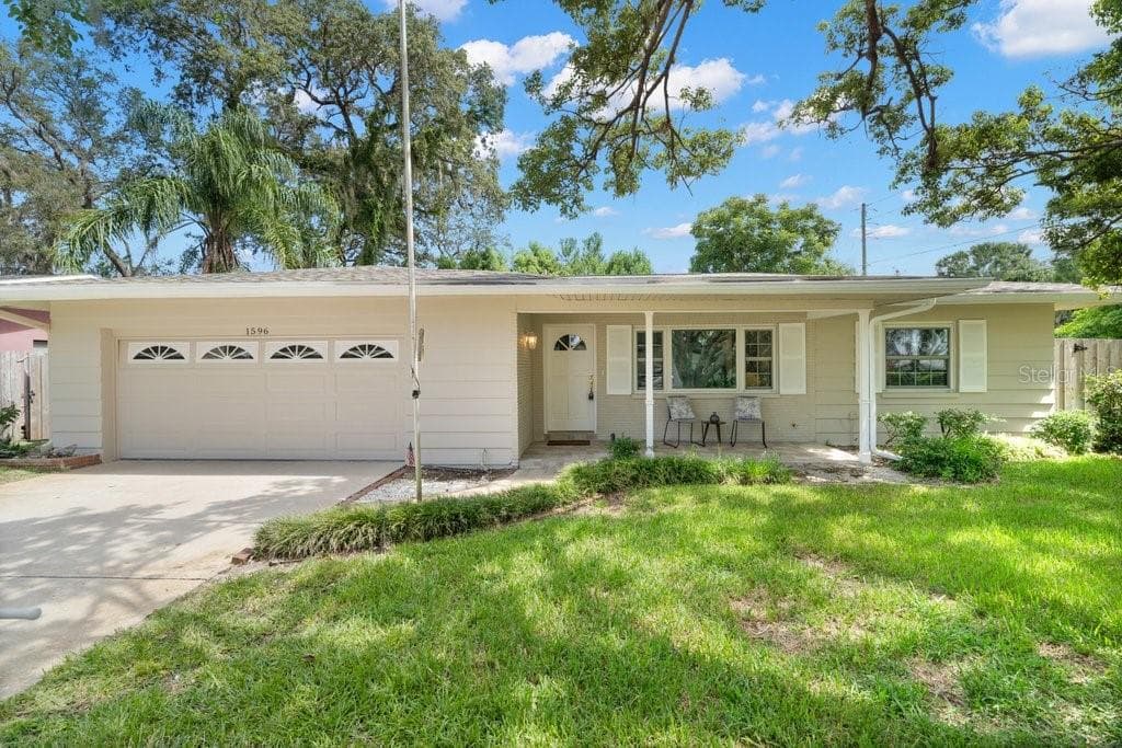 1596 PEACEFUL LANE N CLEARWATER, FL 33756