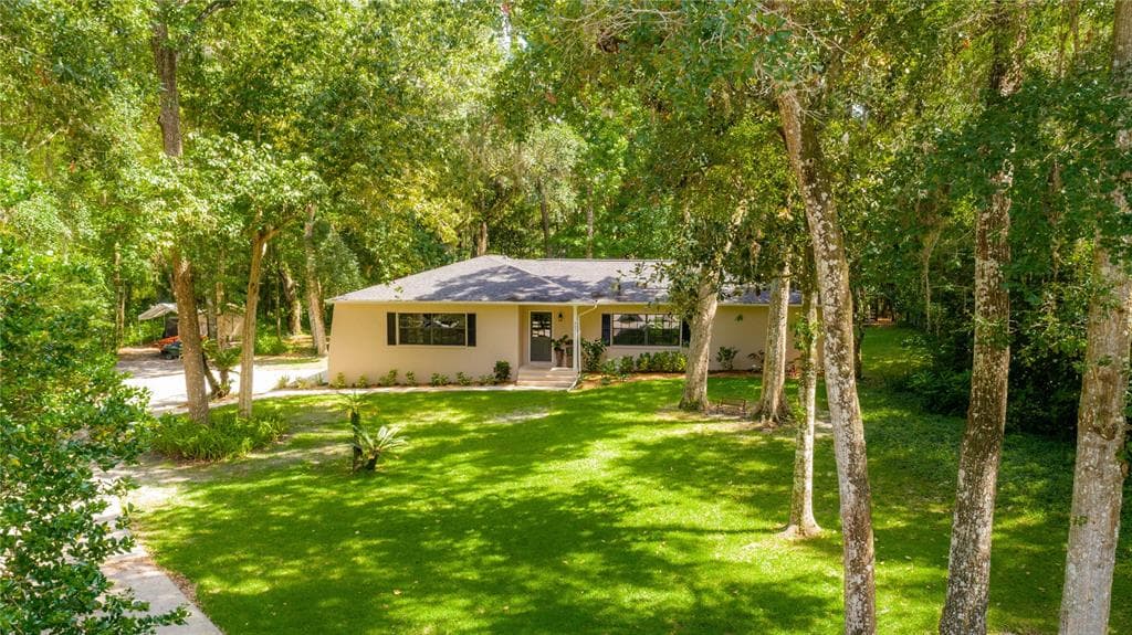 407 HILLSIDE COURT BROOKSVILLE, FL 34601