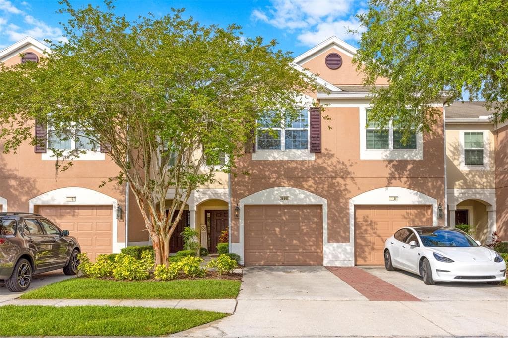 26606 CHIMNEY SPIRE LANE WESLEY CHAPEL, FL 33544