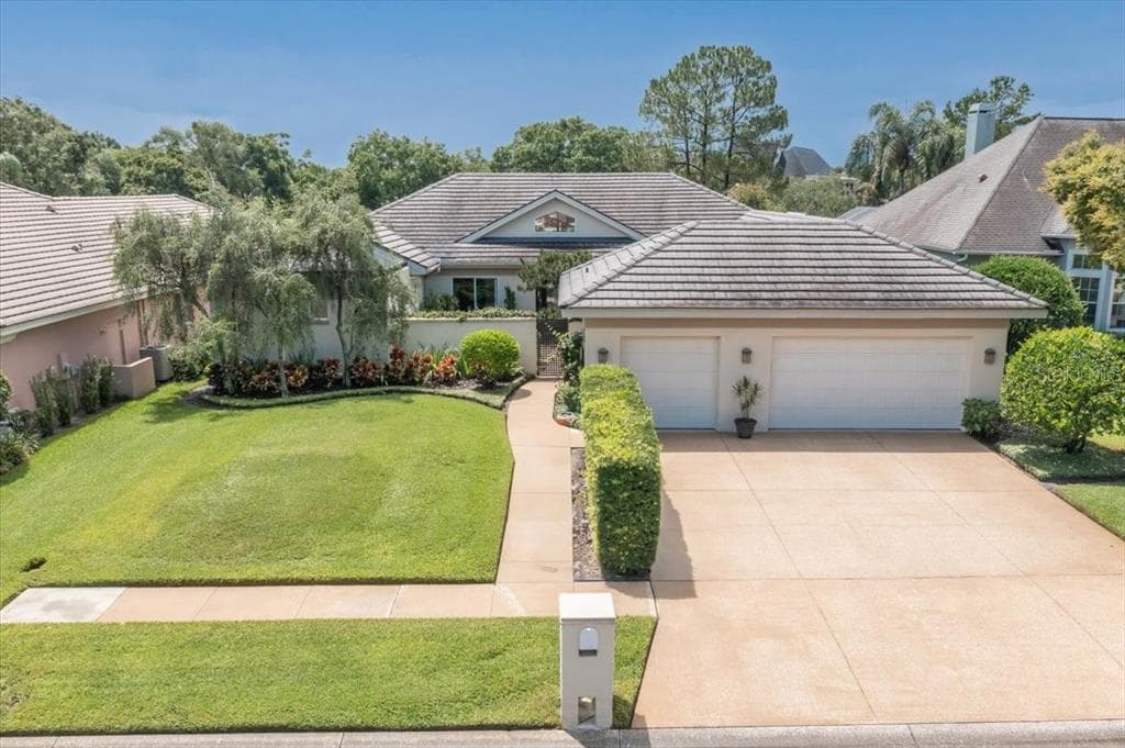 18829 WIMBLEDON CIRCLE LUTZ, FL 33558