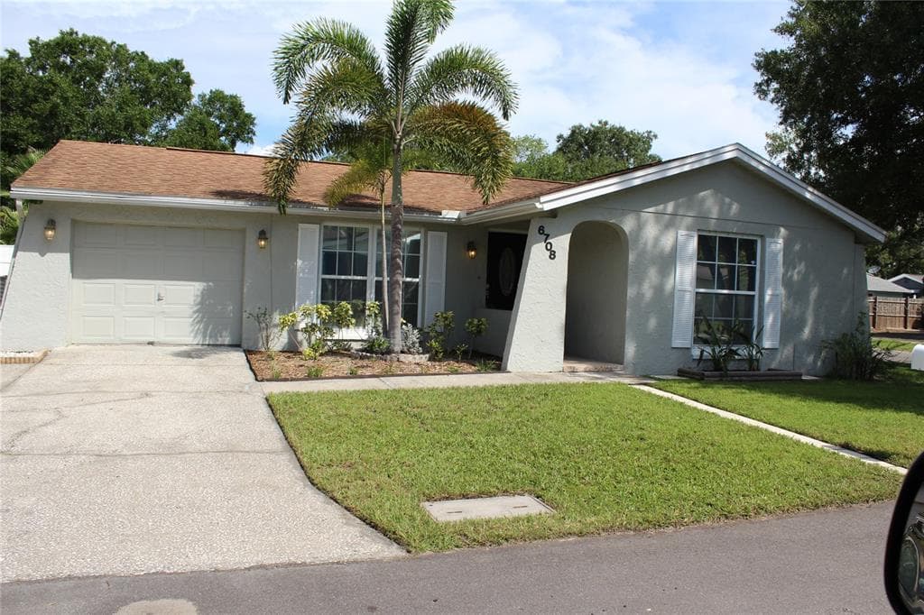 6708 PRESTON COURT TAMPA, FL 33615