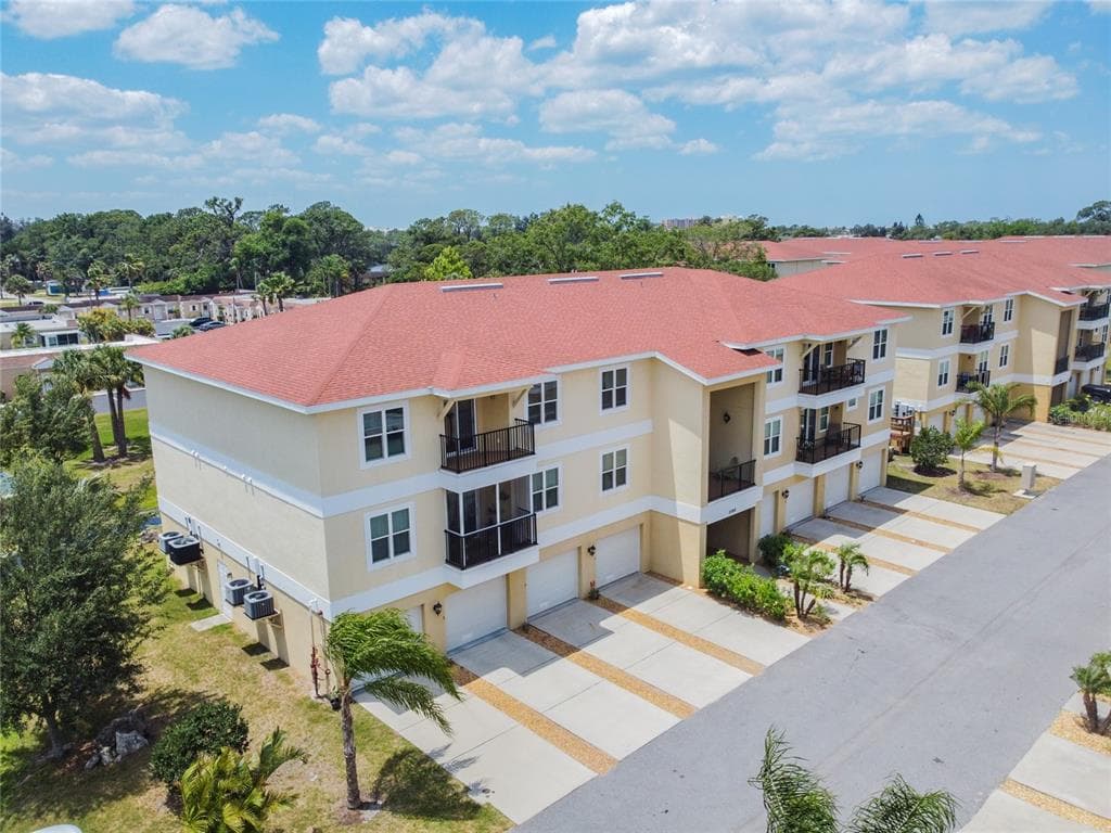 5088 ROYAL PALMS WAY UNIT 304 NEW PORT RICHEY, FL 34652