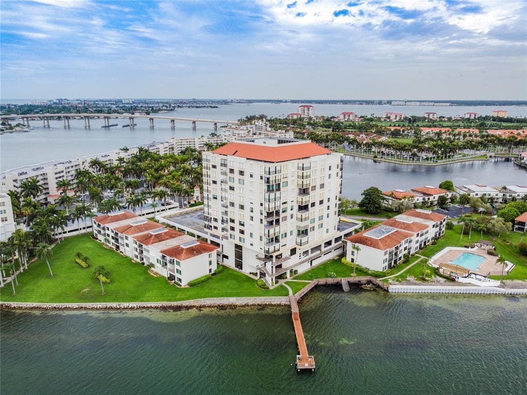 6287 BAHIA DEL MAR CIRCLE UNIT 801 ST PETERSBURG, FL 33715
