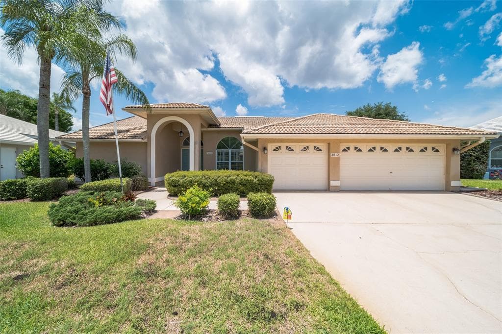 3812 CARDENAL AVENUE RUSKIN, FL 33573