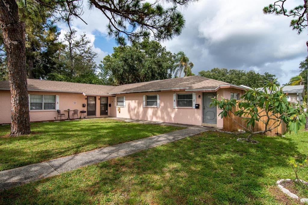 363 48TH AVENUE N ST PETERSBURG, FL 33703