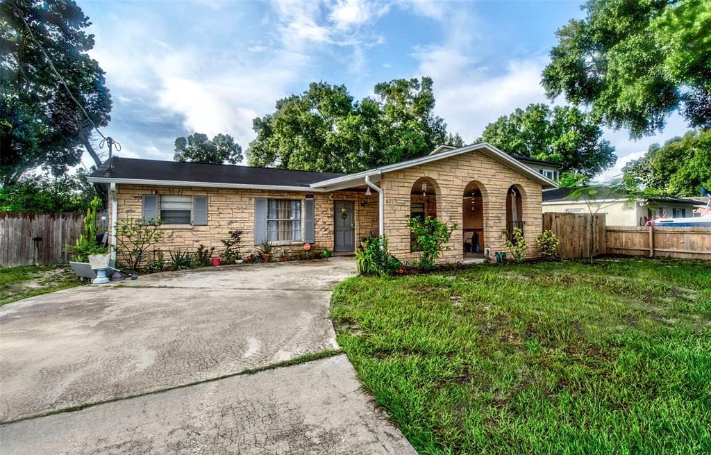 6217 HARNEY ROAD TAMPA, FL 33610