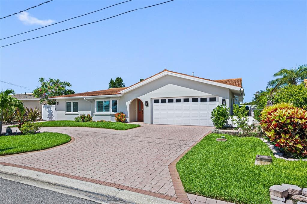 6412 1ST PALM POINT ST PETE BEACH, FL 33706