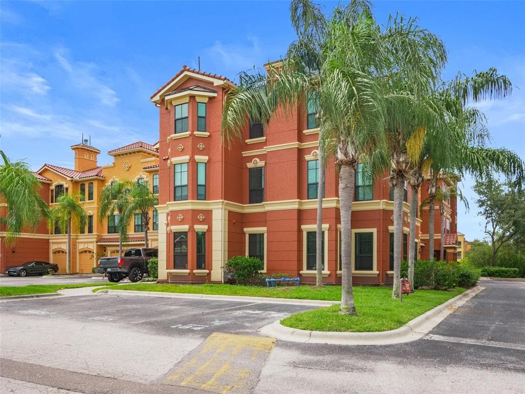 2741 VIA CIPRIANI UNIT 935A CLEARWATER, FL 33764
