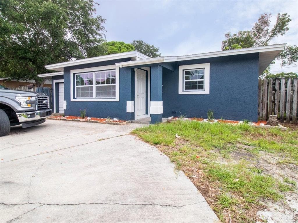 7304 38TH AVENUE N ST PETERSBURG, FL 33710