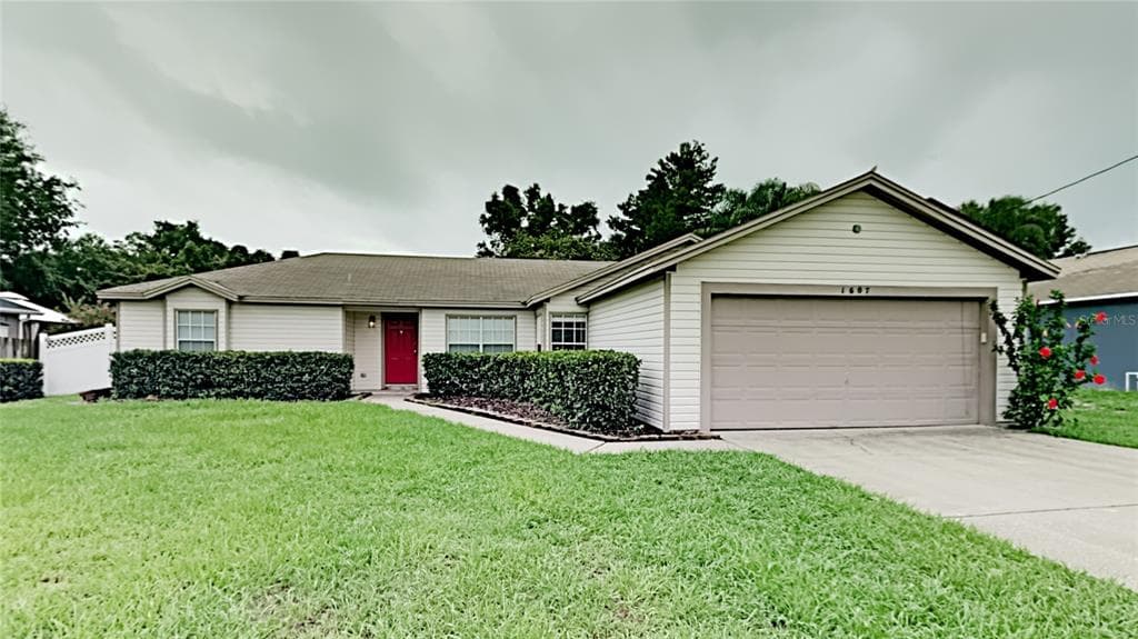 1607 W AKRON DRIVE DELTONA, FL 32725