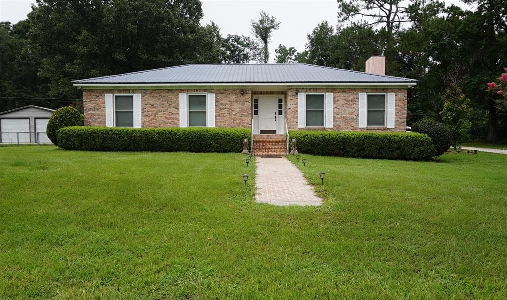 426 NW WHISPERING PINES LOOP MADISON, FL 32340