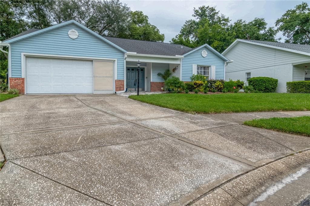 4748 VICKSBURG COURT UNIT 4748 NEW PORT RICHEY, FL 34655