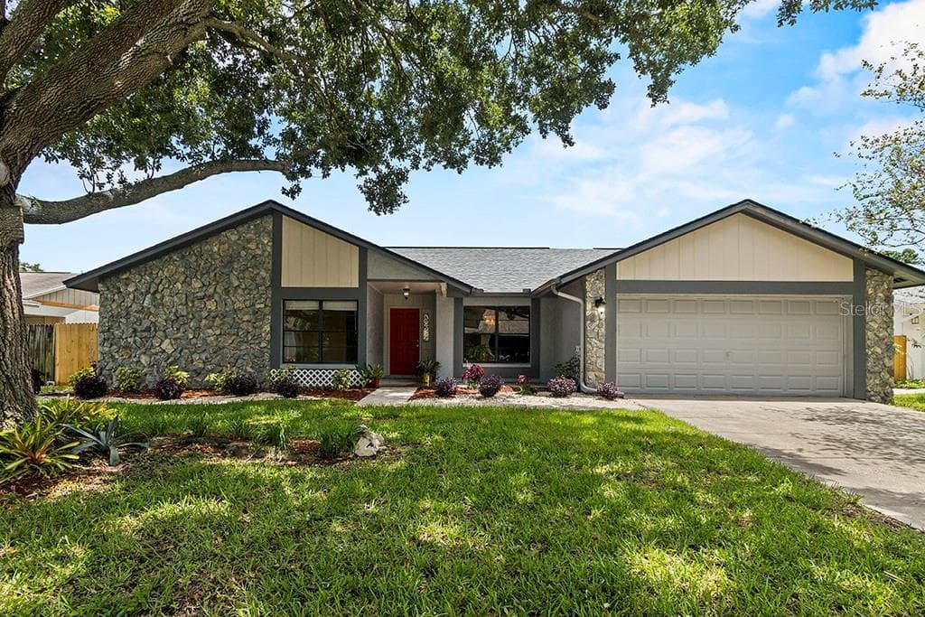 5012 MELROW COURT TAMPA, FL 33624