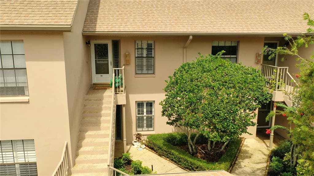 2806 COUNTRYSIDE BOULEVARD UNIT 525 CLEARWATER, FL 33761