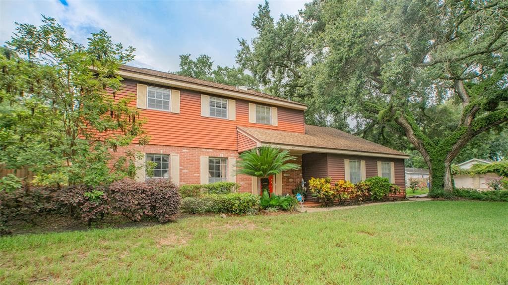 408 LAKEWOOD AVENUE TAMPA, FL 33613