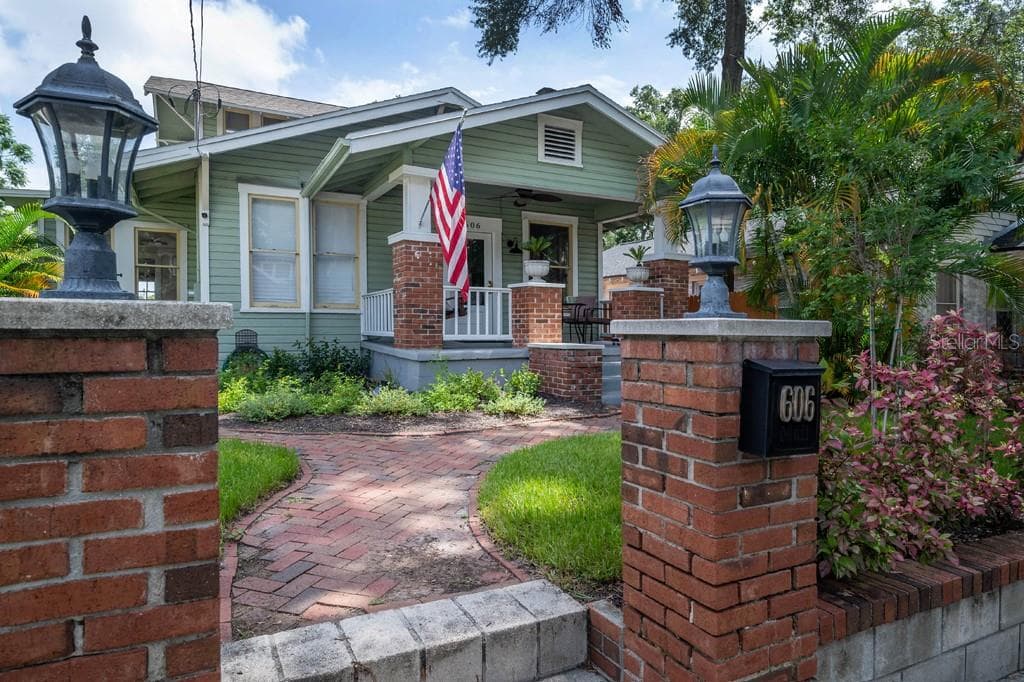 606 E LOUISIANA AVENUE TAMPA, FL 33603